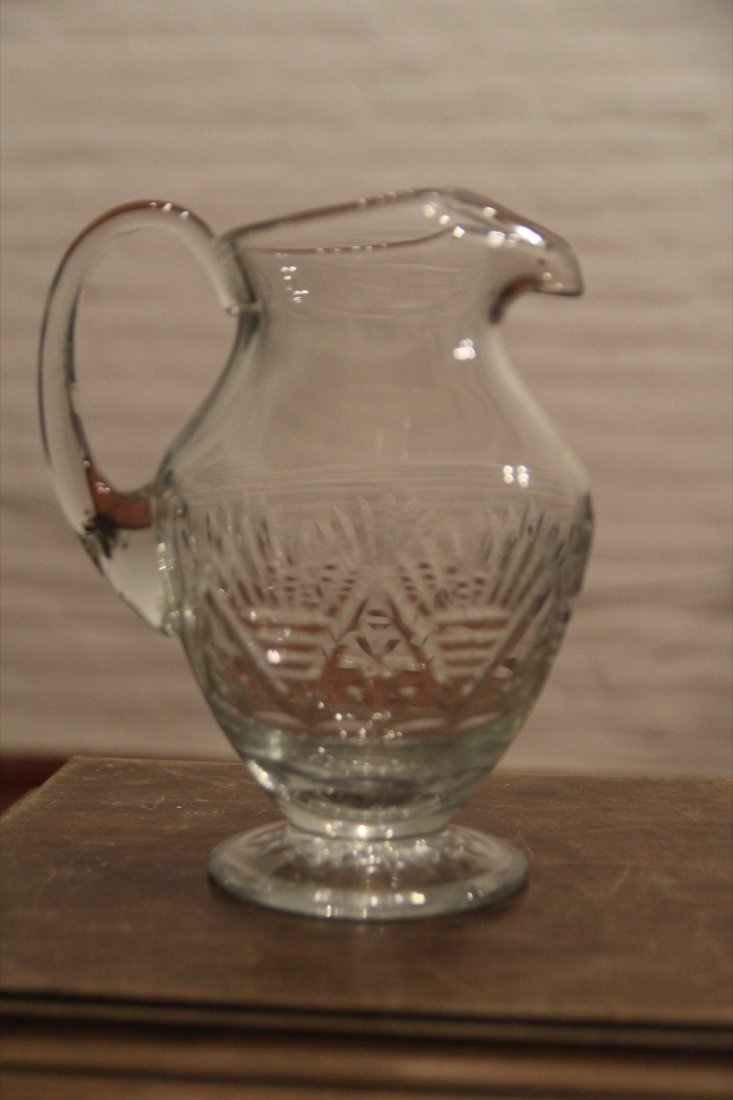 Jarrita de cristal con pie