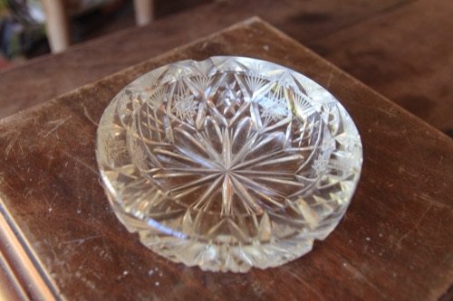 Bombonera de cristal tallado